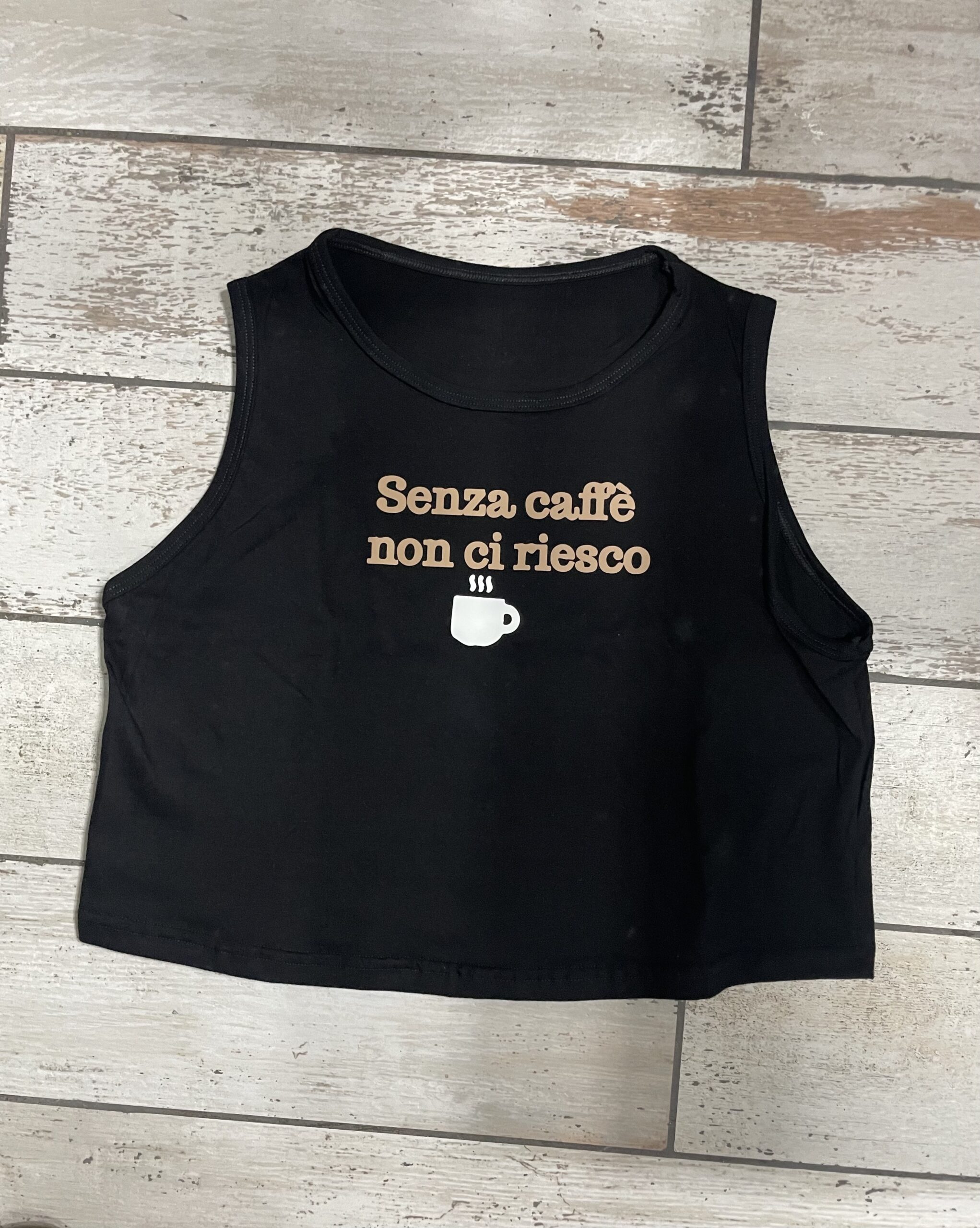 Remera «Senza caffè non ci riesco»